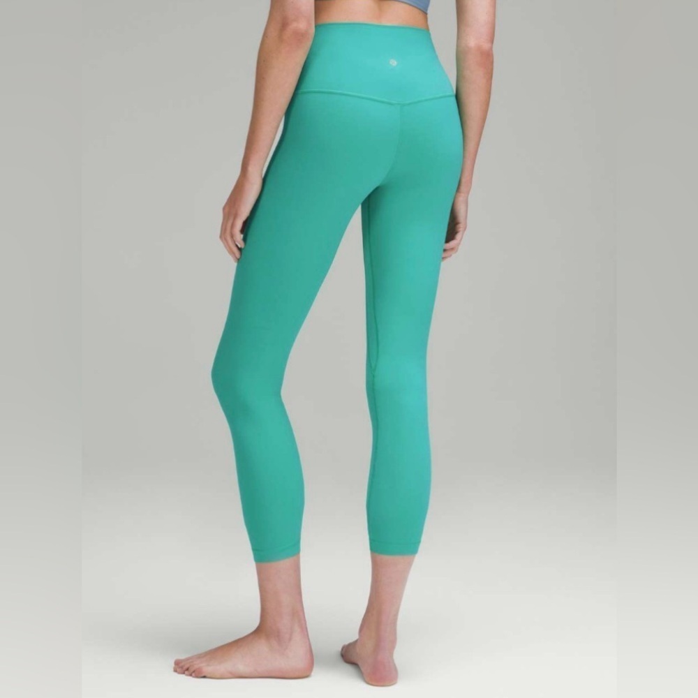 Lululemon Align High-Rise Pant 25" in Kelly Green